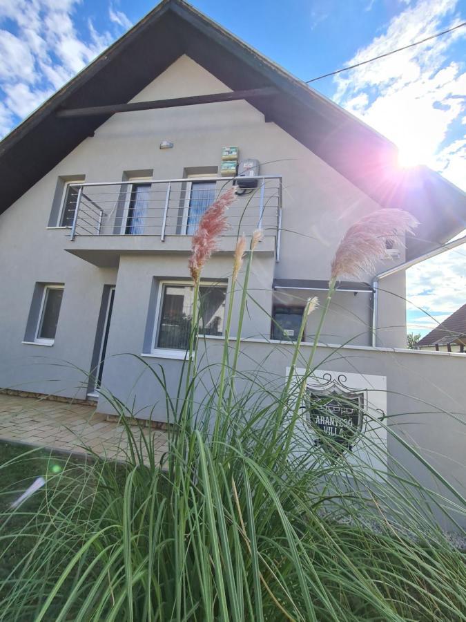 Aranyeso Apartmanhazak No.1 巴拉顿诺尔马迪 外观 照片