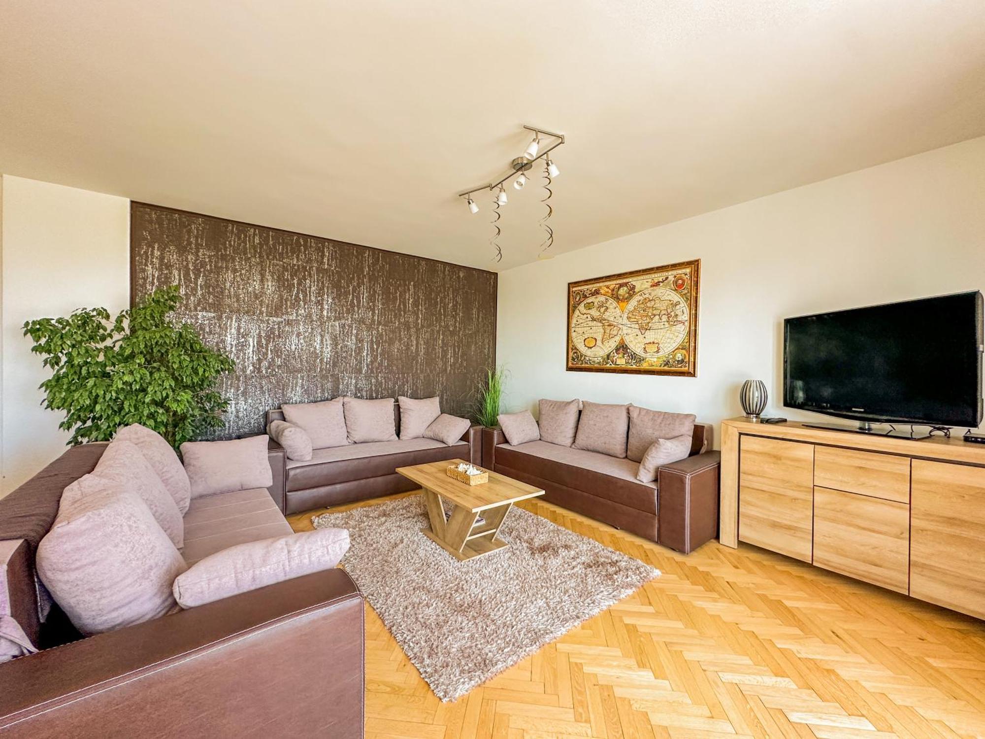 Aranyeso Apartmanhazak No.1 巴拉顿诺尔马迪 外观 照片