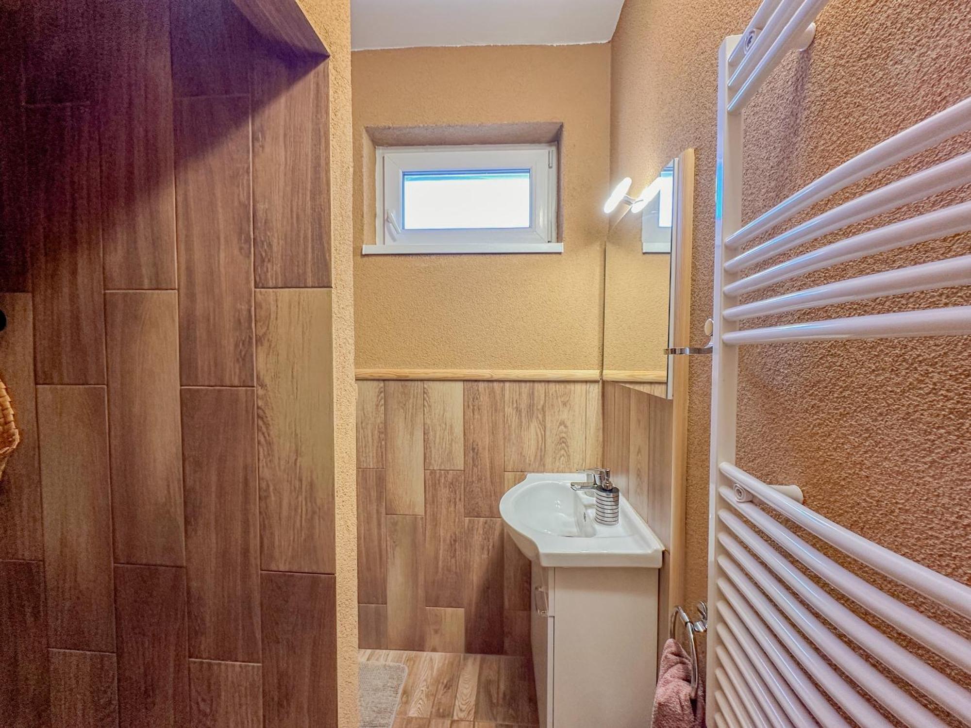 Aranyeso Apartmanhazak No.1 巴拉顿诺尔马迪 外观 照片